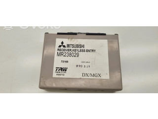 Блок комфорта MR238029   Mitsubishi Carisma   