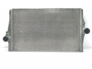 Интеркулер  30748808   Volvo XC90 