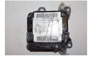 Блок подушек безопасности 9823741380 Peugeot 2008 II