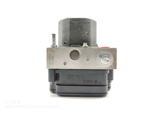 Jednotka ABS A0004313900 Mercedes-Benz GLA W156 2013