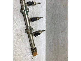 Топливная рампа 04C133320F   Audi A3 S3 8V  