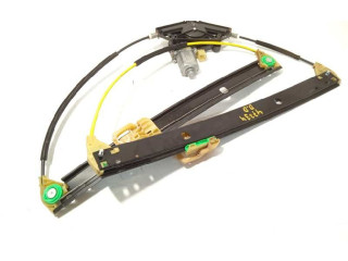 Pojistková skříňka 7703297929, S108502300C Renault Scenc I 2000