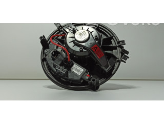Вентилятор печки 5WB819021A, 5Q0907521C Volkswagen Golf SportWagen