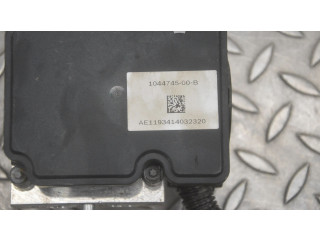 Рулевая рейка Блок ABS 104474500B Tesla Model 3 2017 - года