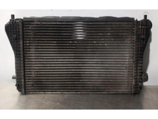 Интеркулер  1K0145803A   Audi A3 S3 8P 