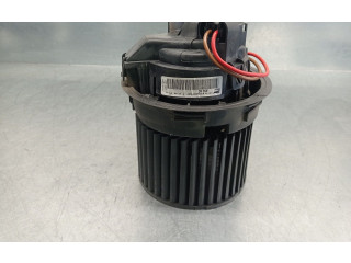 Вентилятор печки 272100975R, N109038B Dacia Duster