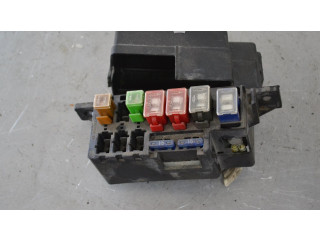 Pojistková skříňka Nissan Serena 1996