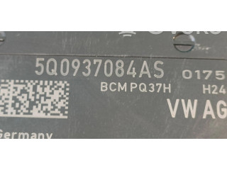 Комфортный модуль 5Q0937084AS, 0175 Skoda Octavia Mk3 (5E)