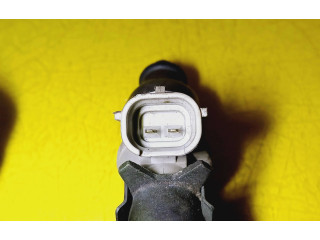 Топливная рампа MR988977   Mitsubishi Colt  