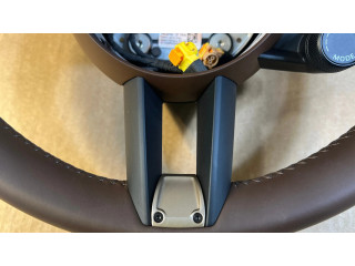 Volant Porsche 911 992 2022