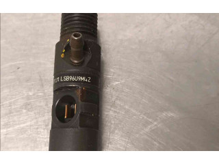 Форсунка 132111045242    Renault Twingo II   