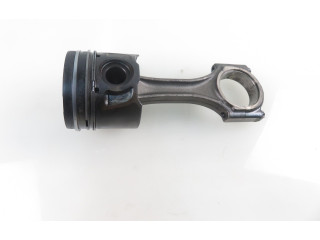 Поршень с шатуном 4HN Mitsubishi Outlander