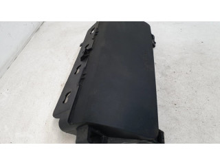 Другая деталь салона