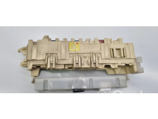 Pojistková skříňka GD7DD7L24A Mazda 626 1998