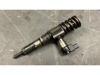 Форсунка 03G130073T    Volkswagen PASSAT B6 для дизельного двигателя  2