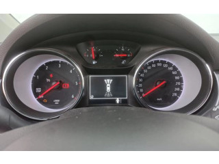 Přístrojová deska Opel Astra K 2017