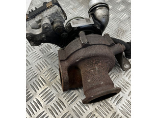 Vstřikovací lišta 8512464 BMW 5 F10 F11 N47D20A