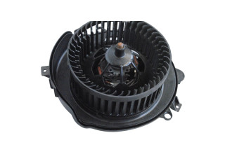 Вентилятор печки 5Q02819021B Volkswagen Golf VII