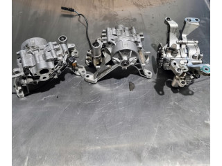 Масляный насос G4D3-6L079-J Jaguar XF X250