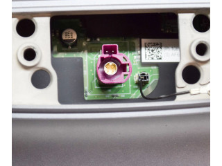 Дисплей 108954300H Tesla Model 3