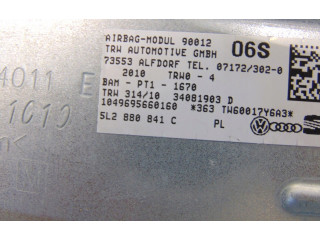 Подушка безопасности для колен 5G2880842D Skoda Octavia Mk3 (5E)