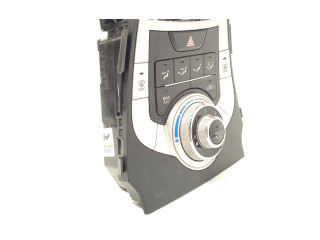 Модуль блока управления кондиционером 972503X0704X   Hyundai Elantra