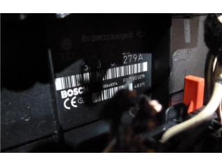 Блок предохранителей 8P0907279A   Audi A3 S3 8P    