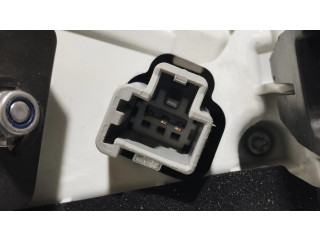 Задний фонарь Jaguar XE 2015- года