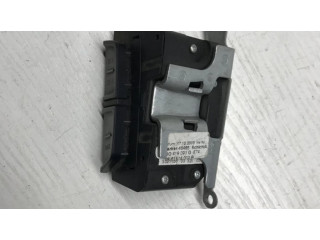 Мултифункционный включатель управления / ручка