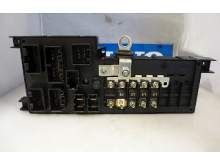 Блок предохранителей 8678449, 8678449 Volvo XC90