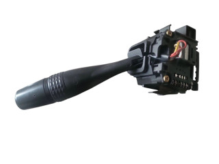 Ручка стеклоочистителей Mitsubishi Pajero