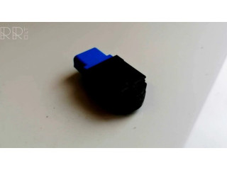 Включатель регулировки высоты фонарей