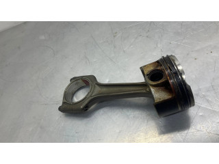 Píst 9468869, 8623418 BMW 5 G30 G31 pro benzínový motor 2.0