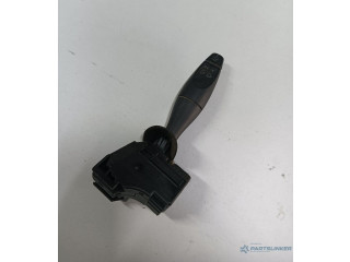 Ручка стеклоочистителей    Ford Fusion