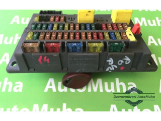 Блок предохранителей 154249080501, 518174602 Rover 75
