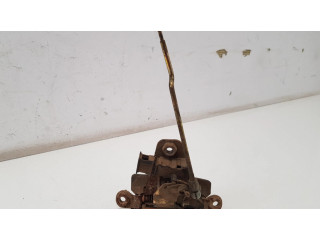 Замок задней крышки