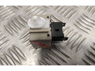 Pojistková skříňka 86111AJ001, 0665006791 Subaru XV 2014