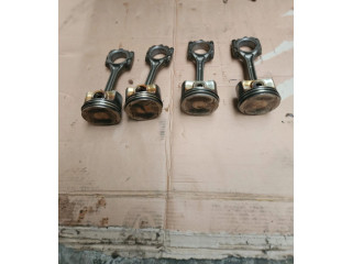 Поршень Mitsubishi Outlander