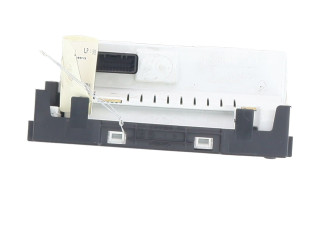 Дисплей    8200307273   Renault Clio III