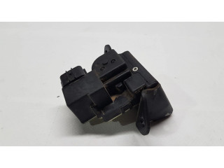 Замок задней крышки