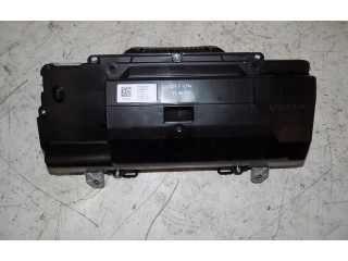 Přístrojová deska Volvo XC40 2019