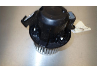 Вентилятор печки 272102302R Renault Twingo III