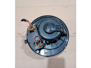 Вентилятор печки 8EW351043 Audi Q5 SQ5