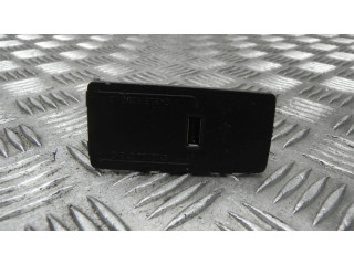 Соединения магнитол