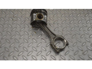 Píst Volvo V40 D 4204 T14