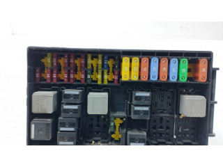 Блок предохранителей 7T1T14A067AA   Ford Transit -  Tourneo Connect    