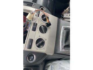 Блок управления климат-контролем 559000F011   Toyota Corolla Verso E121