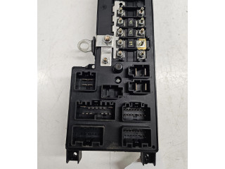 Блок предохранителей 30728008, 518829106 Volvo XC90