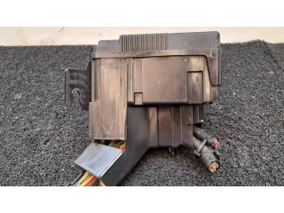 Блок предохранителей 8V5114B144BA Ford Fiesta