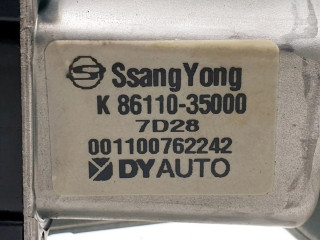 Моторчик заднего дворника K8611035000 SsangYong Tivoli